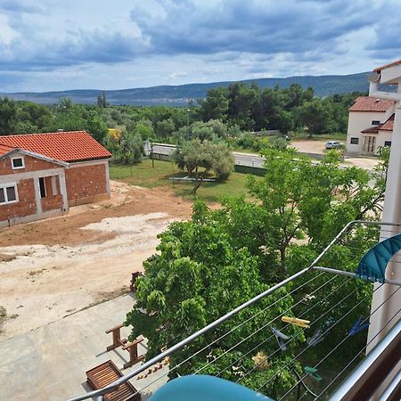 Apartmani Vesna Starigrad Paklenica Exteriér fotografie