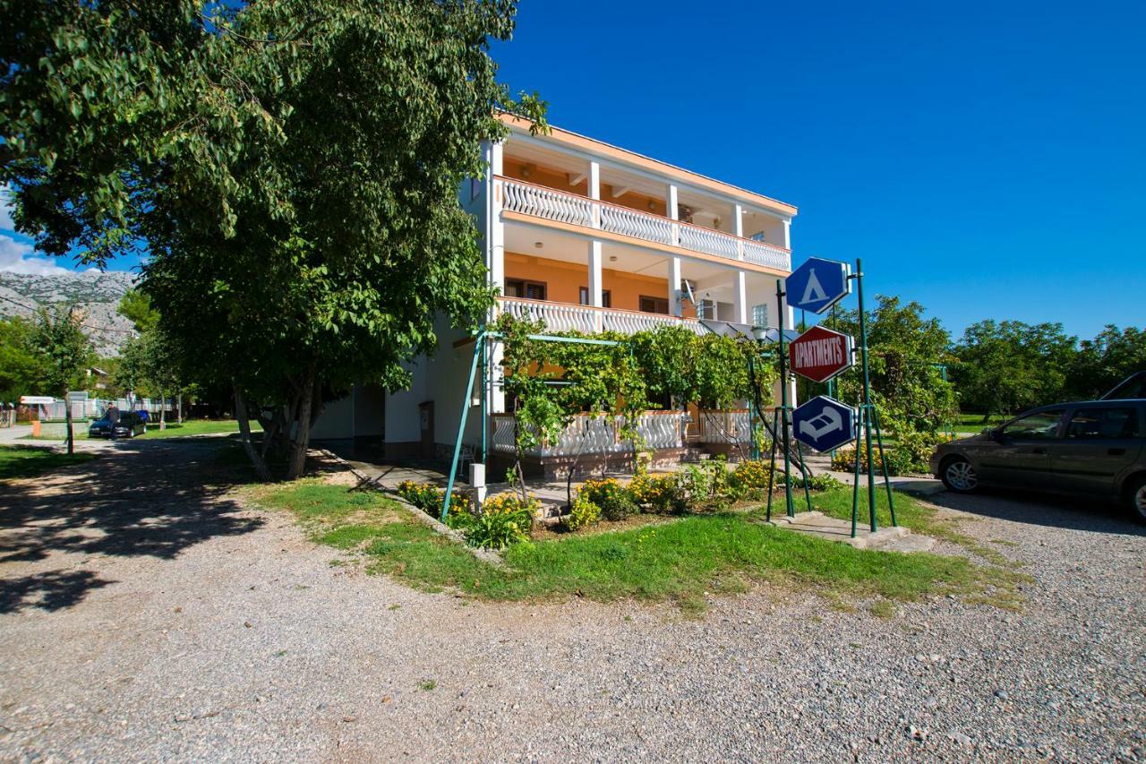 Apartmani Vesna Starigrad Paklenica Exteriér fotografie